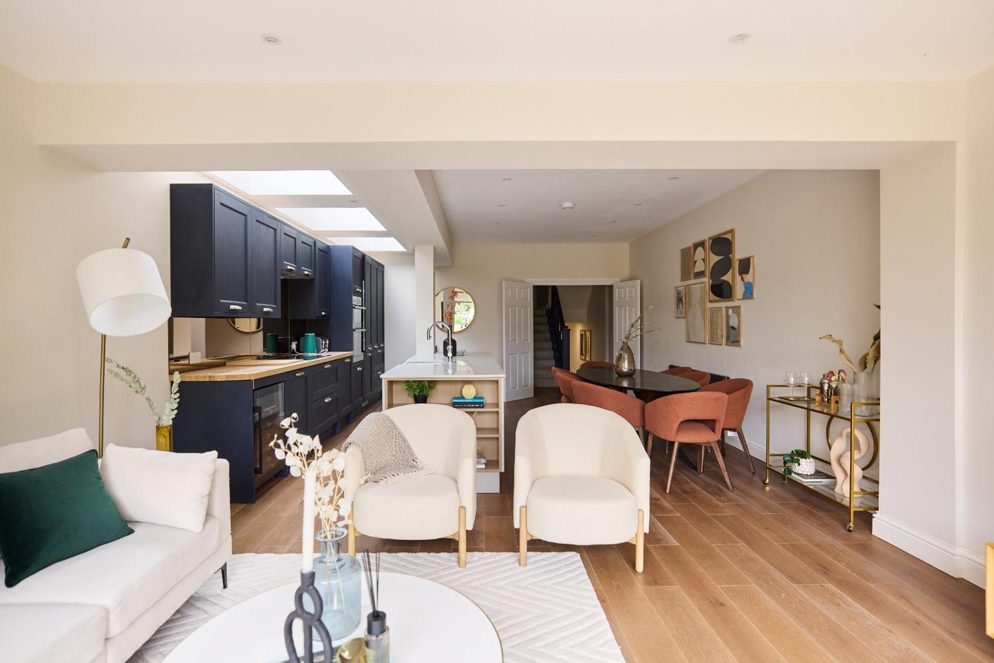 The Brondesbury Park - Sparkling 3bdr Flat With Garden *