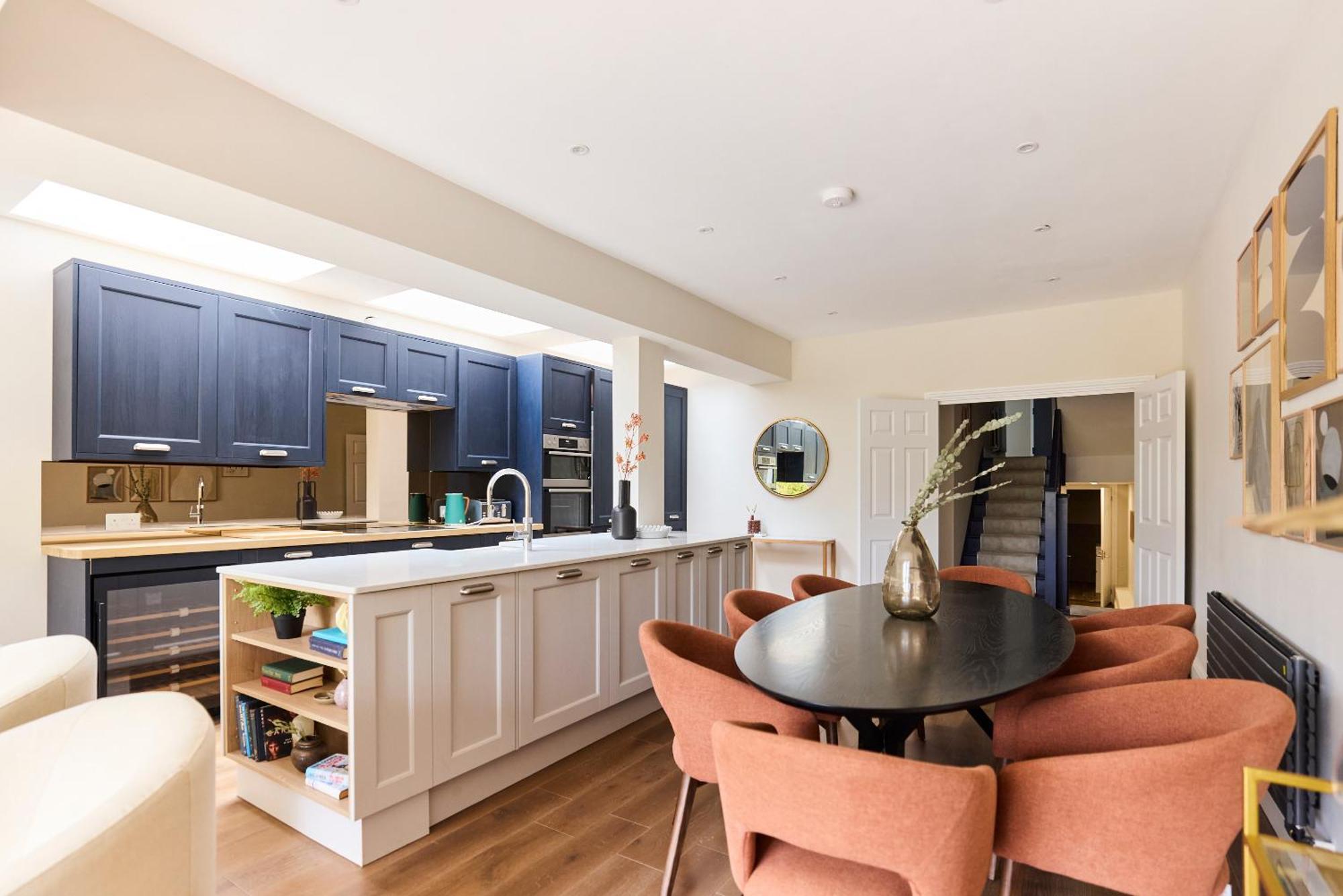 The Brondesbury Park - Sparkling 3bdr Flat With Garden * Londra