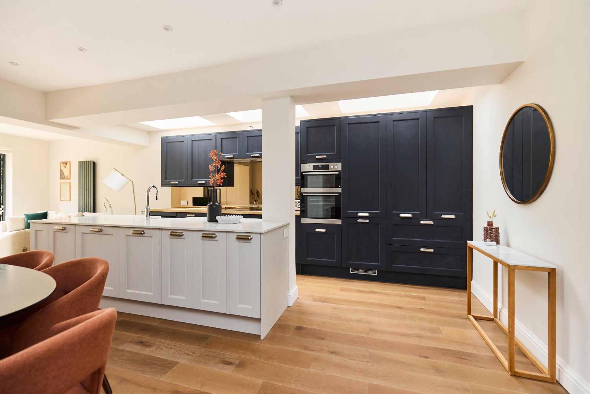 The Brondesbury Park - Sparkling 3bdr Flat With Garden Appartamento